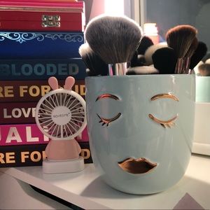 Large Baby Blue Brush Holder